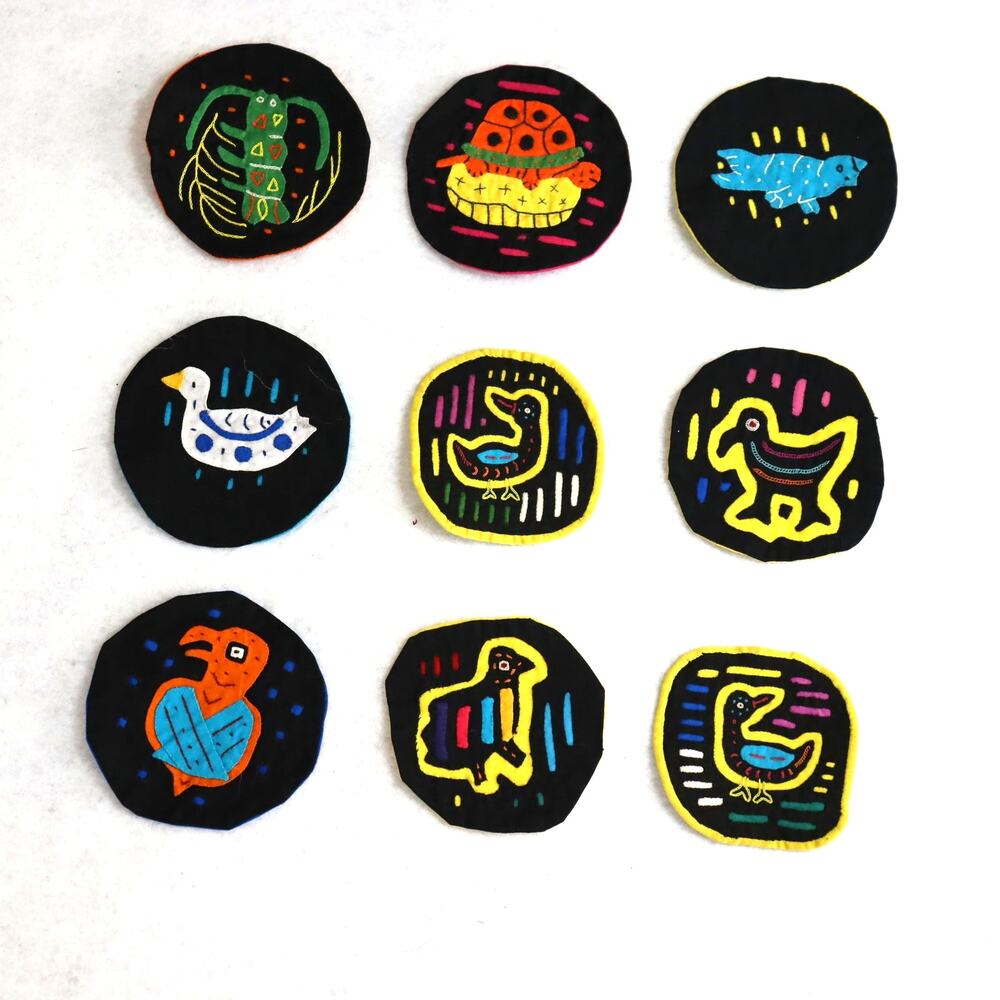 Set of 9 Vintage Kuna Mola Patches Hand Stitched 3.5"‎ Round
